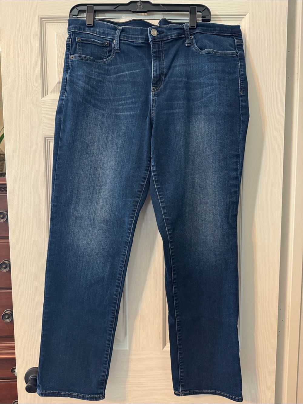GAP Women's Dark Blue Straight Leg Jeans